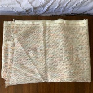Gap scarf